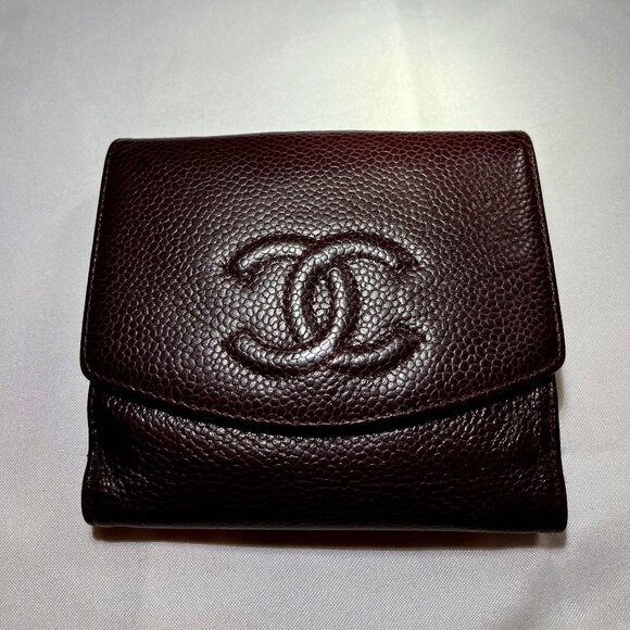 CHANEL 100% Leather Caviar Skin Large CC Logo Wallet - Picture 1 of 13